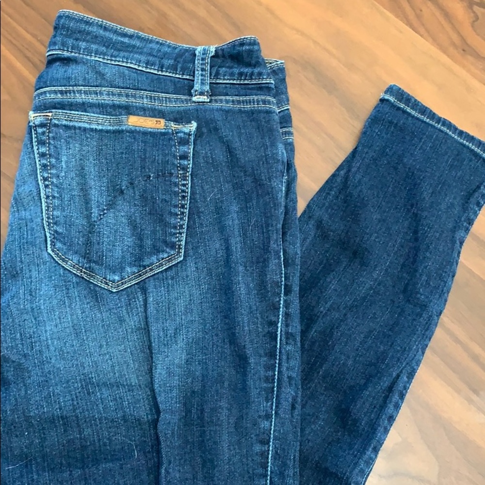 Joe’s Jeans “Vixen Ankle” skinny jeans